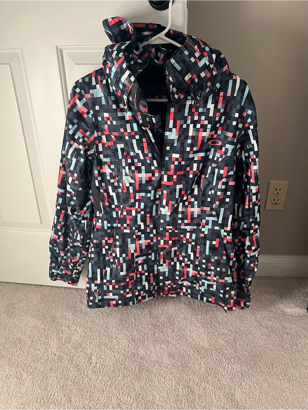 Oakley Ski/Snowboard Pixel Print Hooded Jacket